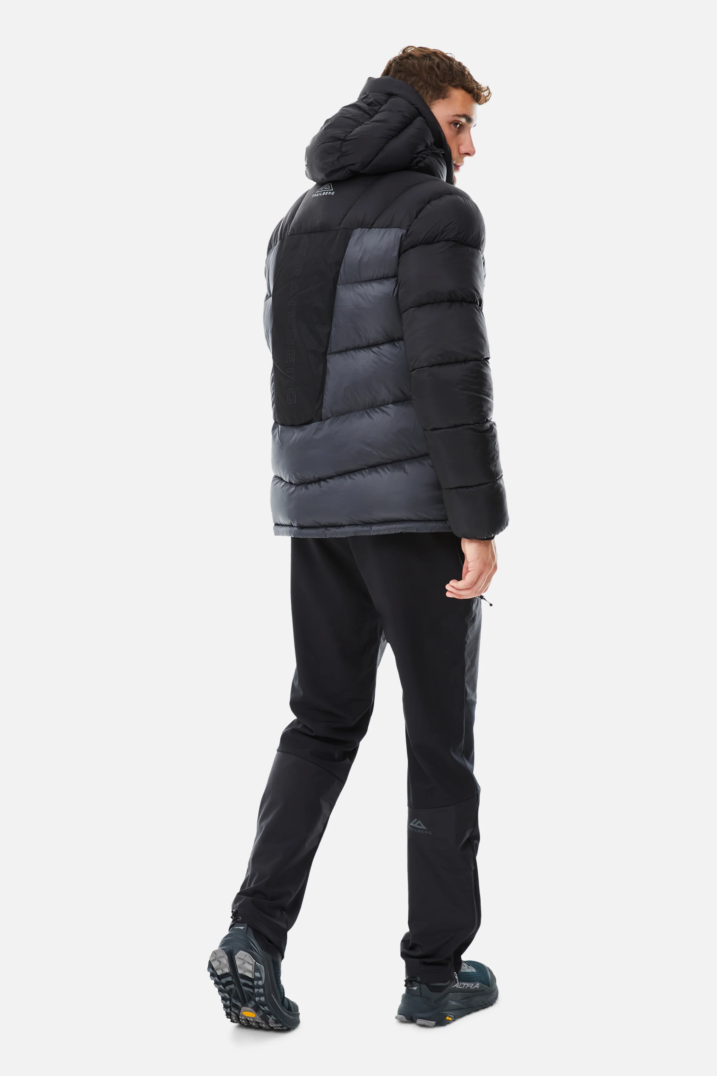 Alpina Insulated Jacket - Black/Volcano Grey - Image 8