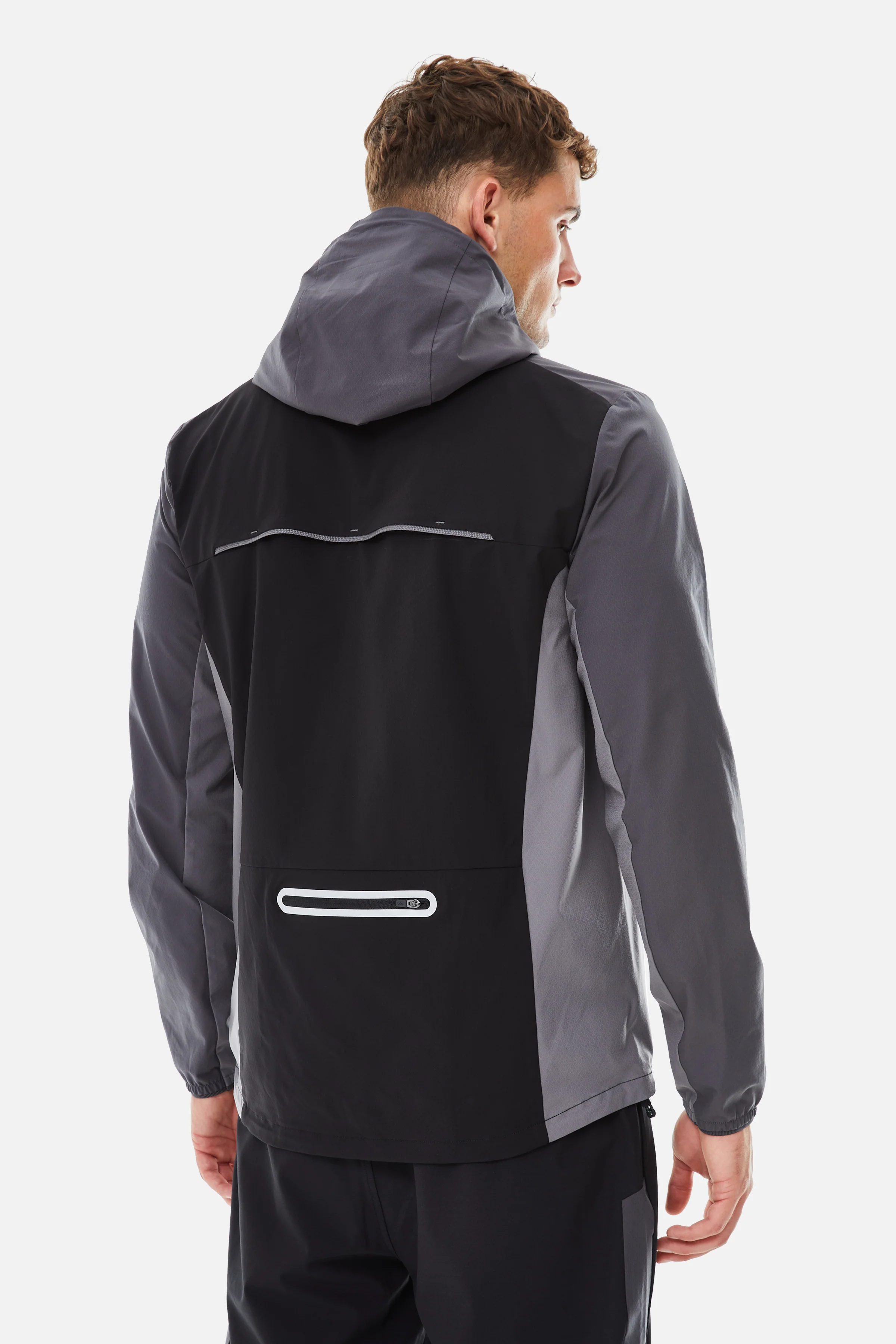 AW25 Triathlon Tracksuit - Black/Volcano Grey/Urban Smoke - Image 9