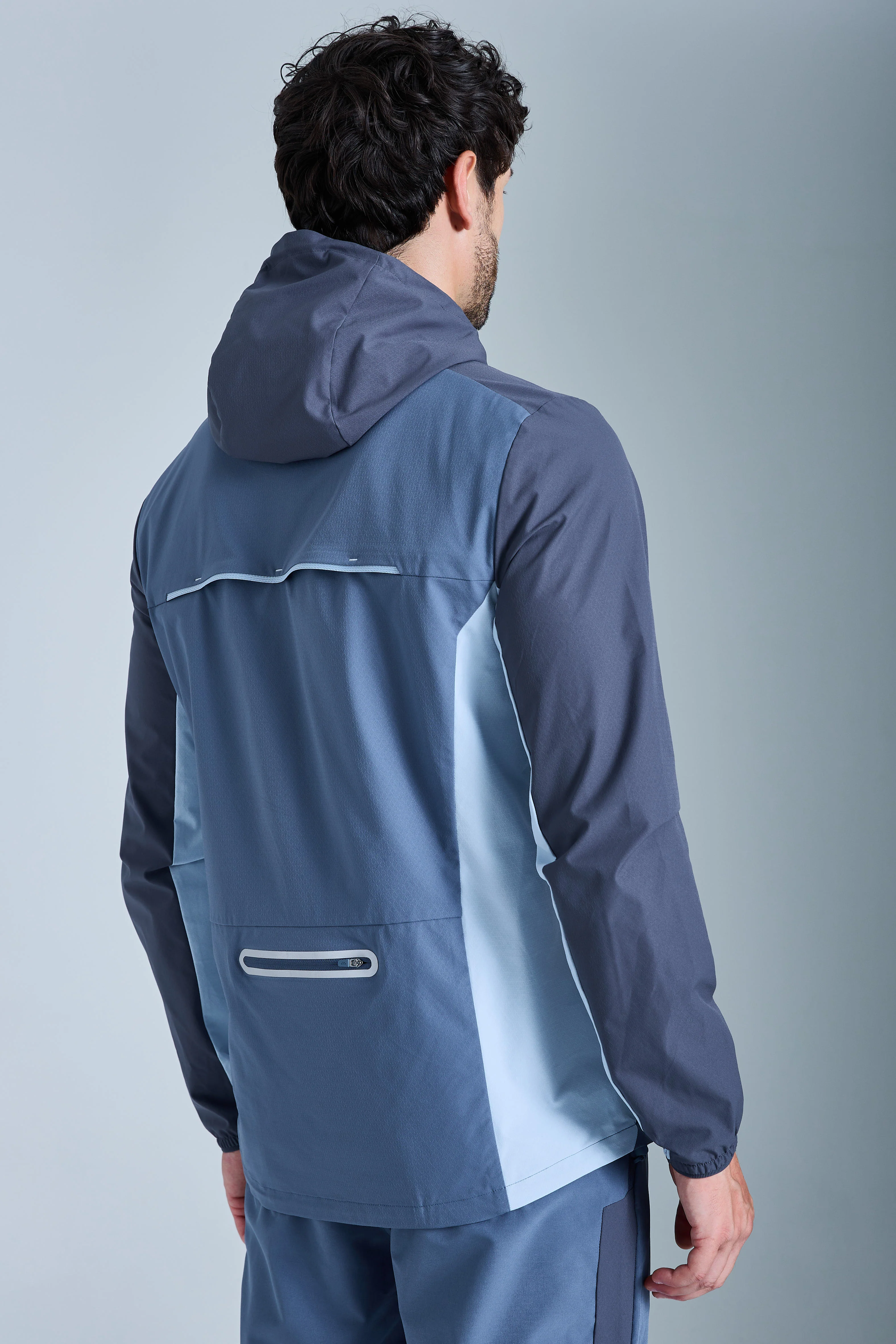 AW25 Triathlon Windbreaker - Breeze/Eclipse Blue/Blue Frost - Image 4