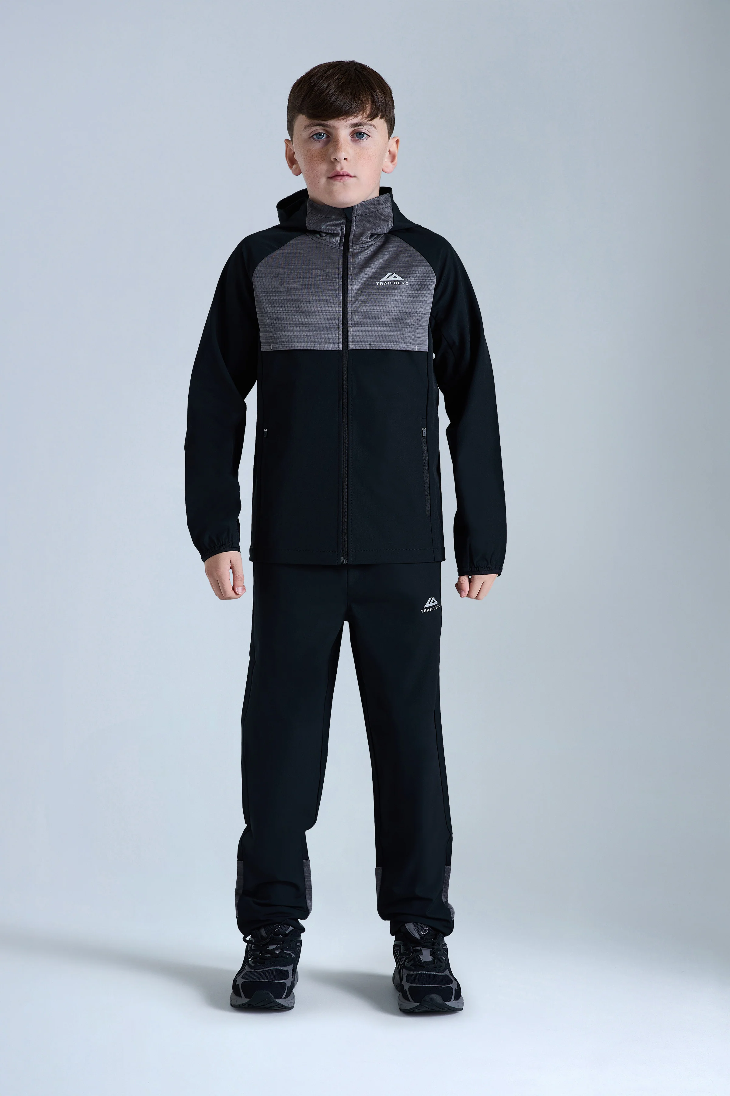 Boys Cloud 2.0 Woven Pant - Black/Urban Smoke - Image 2
