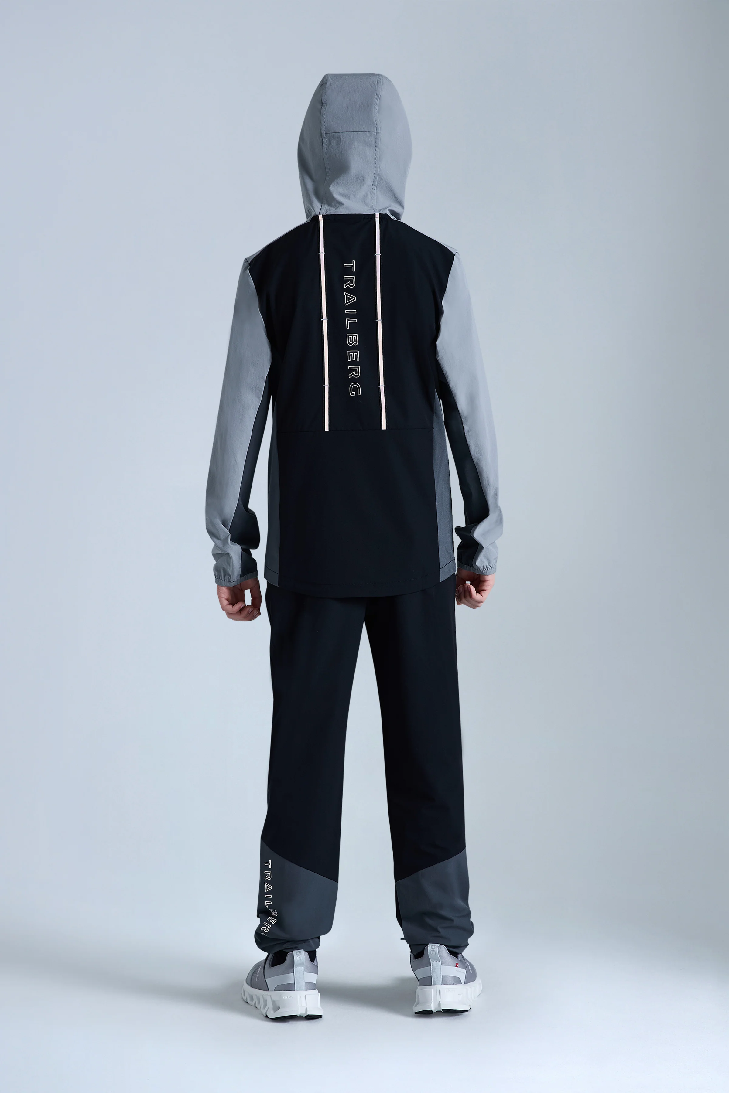 Boys Triathlon 2.0 Hood - Black/Moon Grey/Iron Grey - Image 6