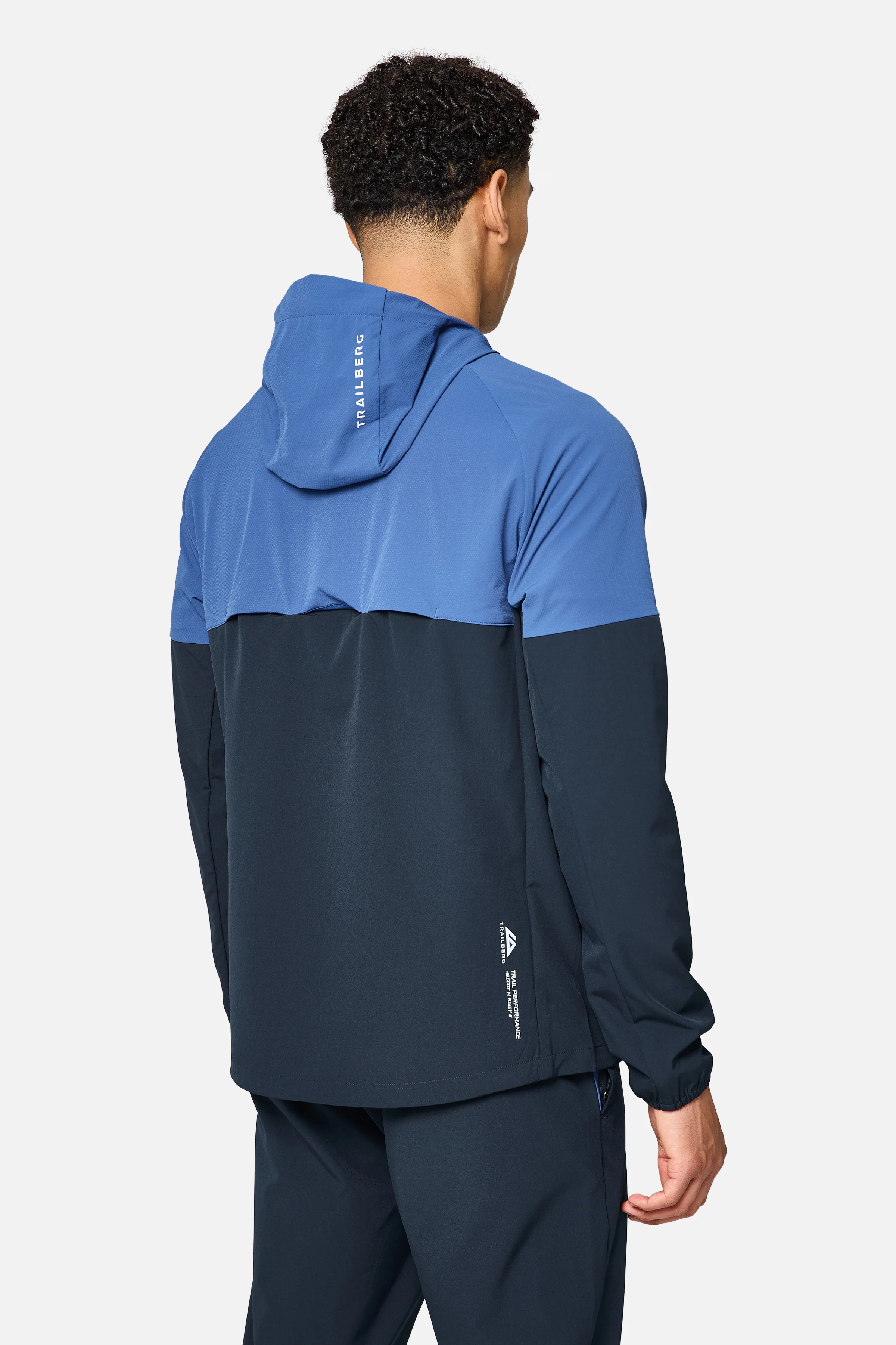 AW25 Cloud Hood - Deep Ocean/Chroma Blue - Image 5
