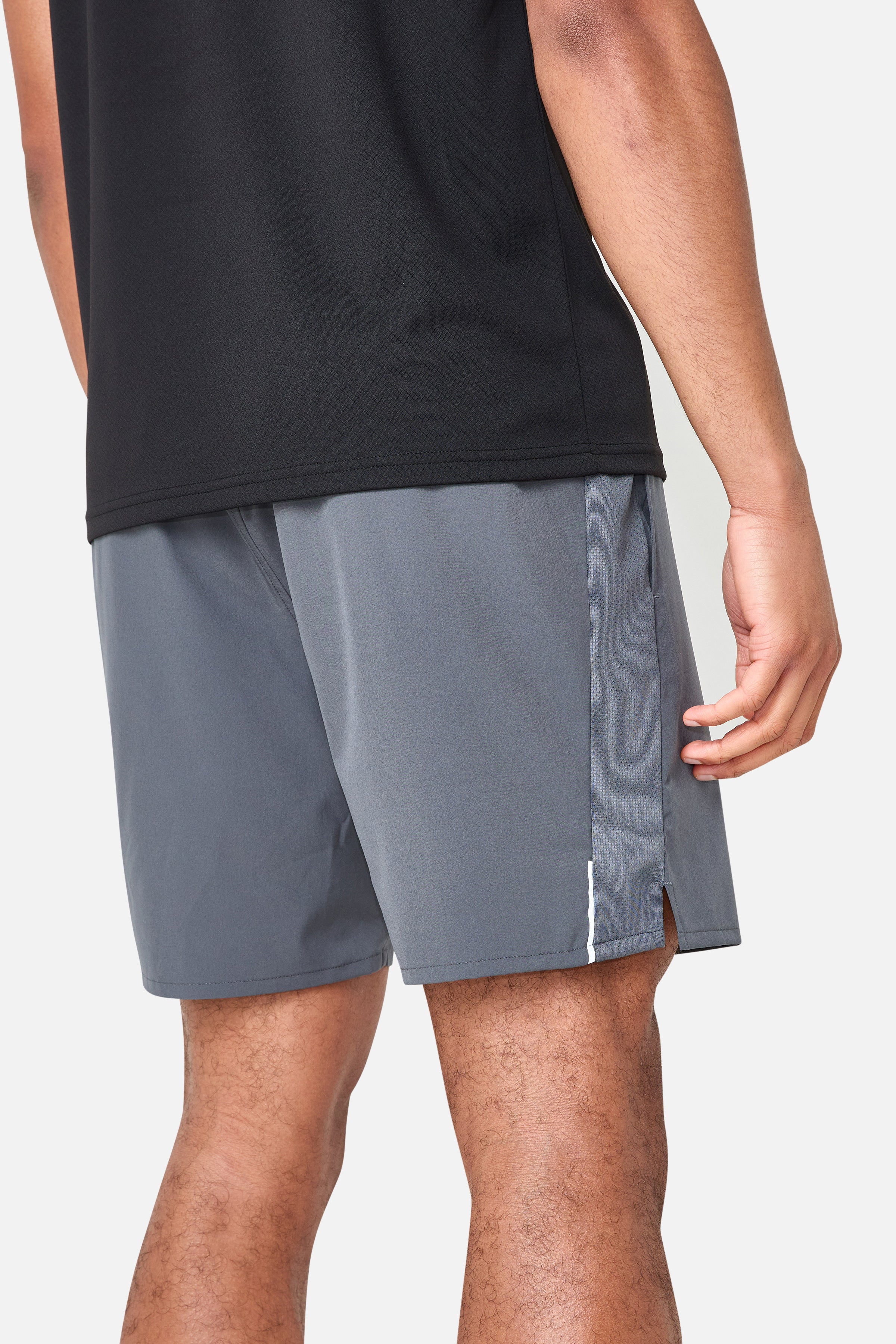 Essentials 2.0 Short - Iron Grey - Image 5