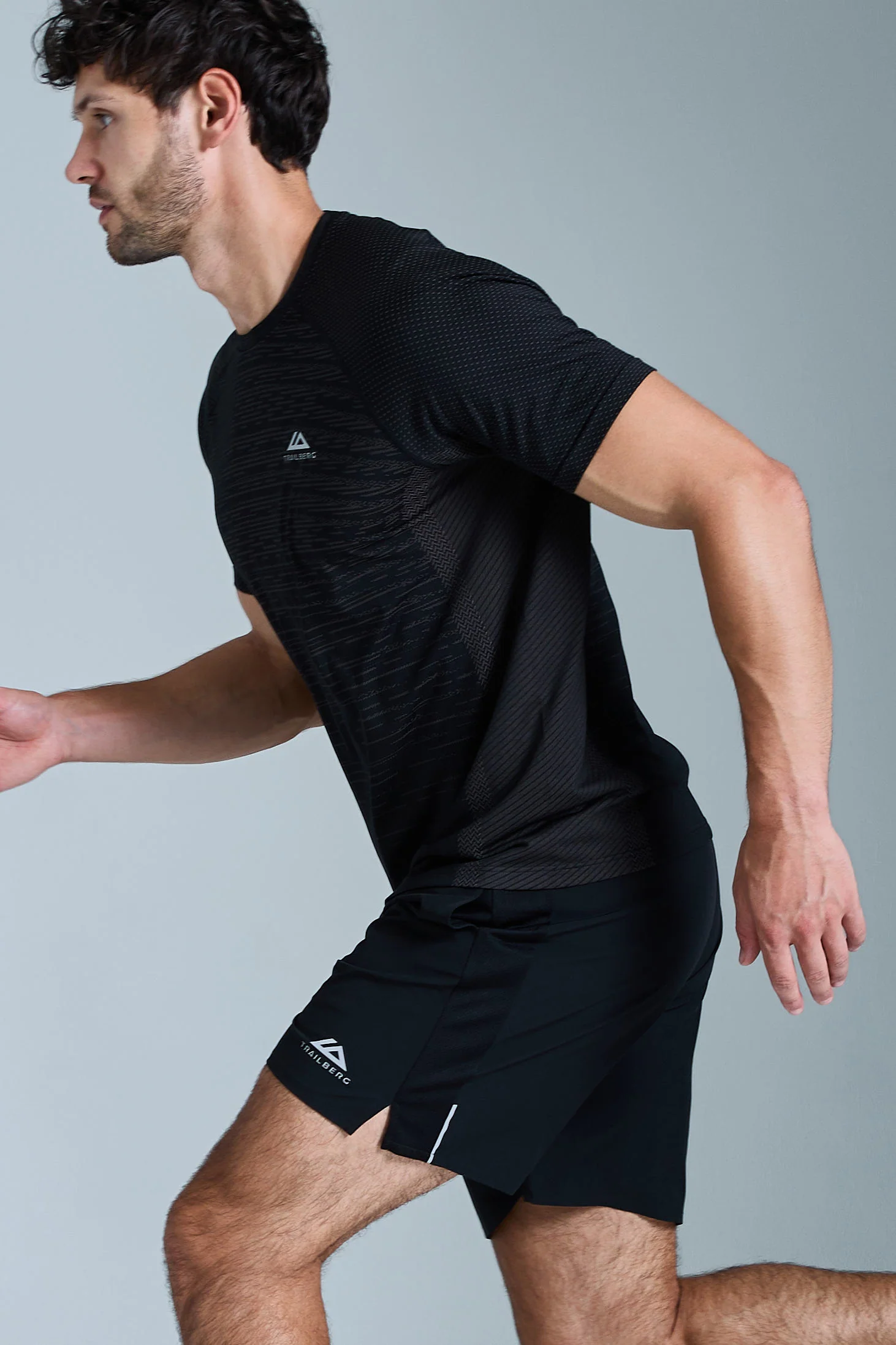 Form Seamless Tee - Black/Moon Grey - Image 3