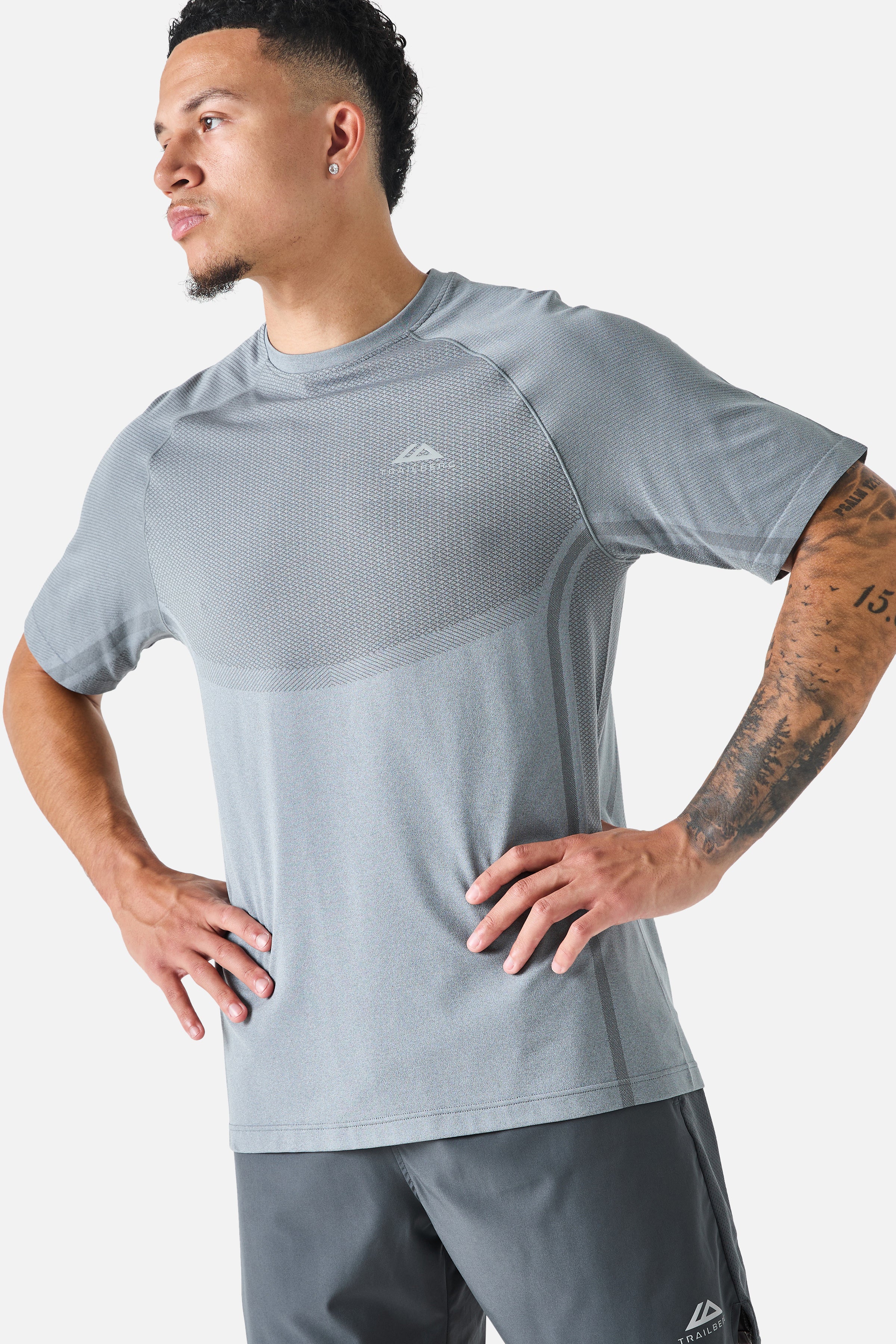 Fusion Seamless Essentials Twinset - Graphite Grey - Image 4