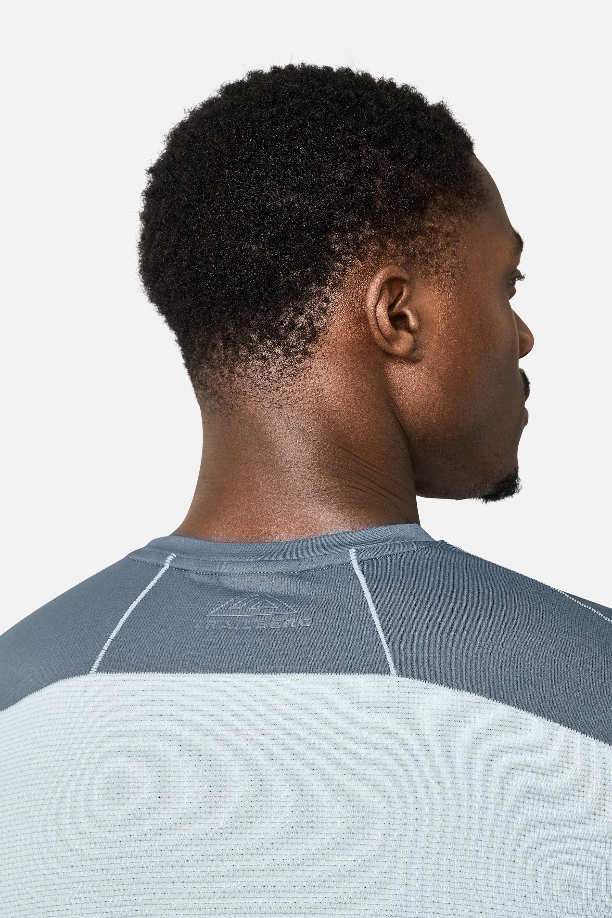 Nucleus Outdoor Tee - Graphite Grey/Lunar Grey - Image 4