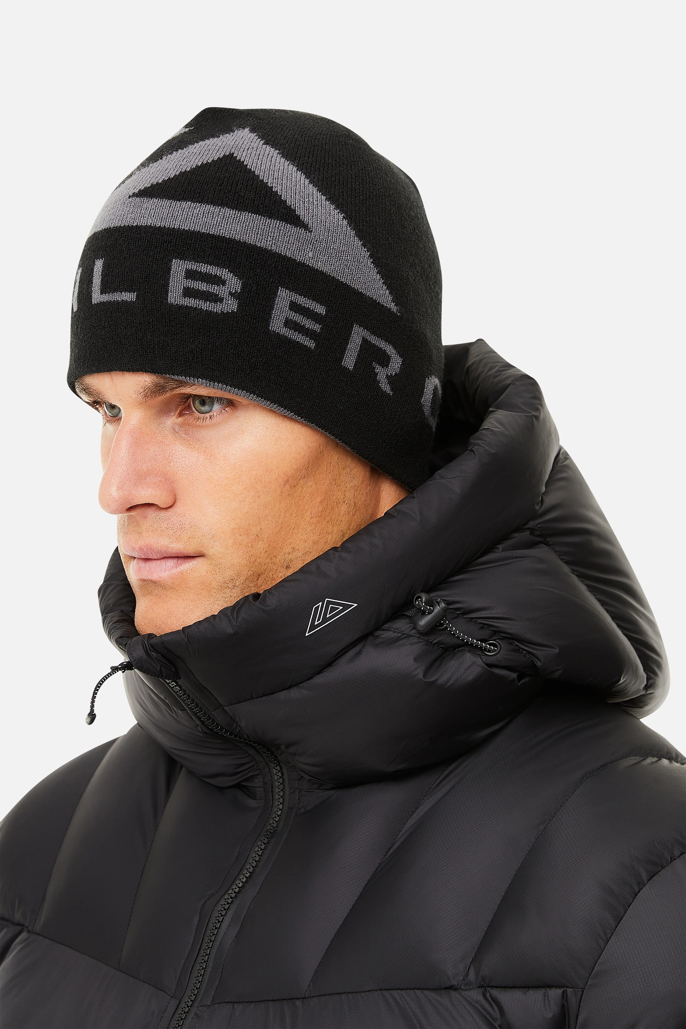 Peak Reversible Beanie - Black/Grey - Image 3
