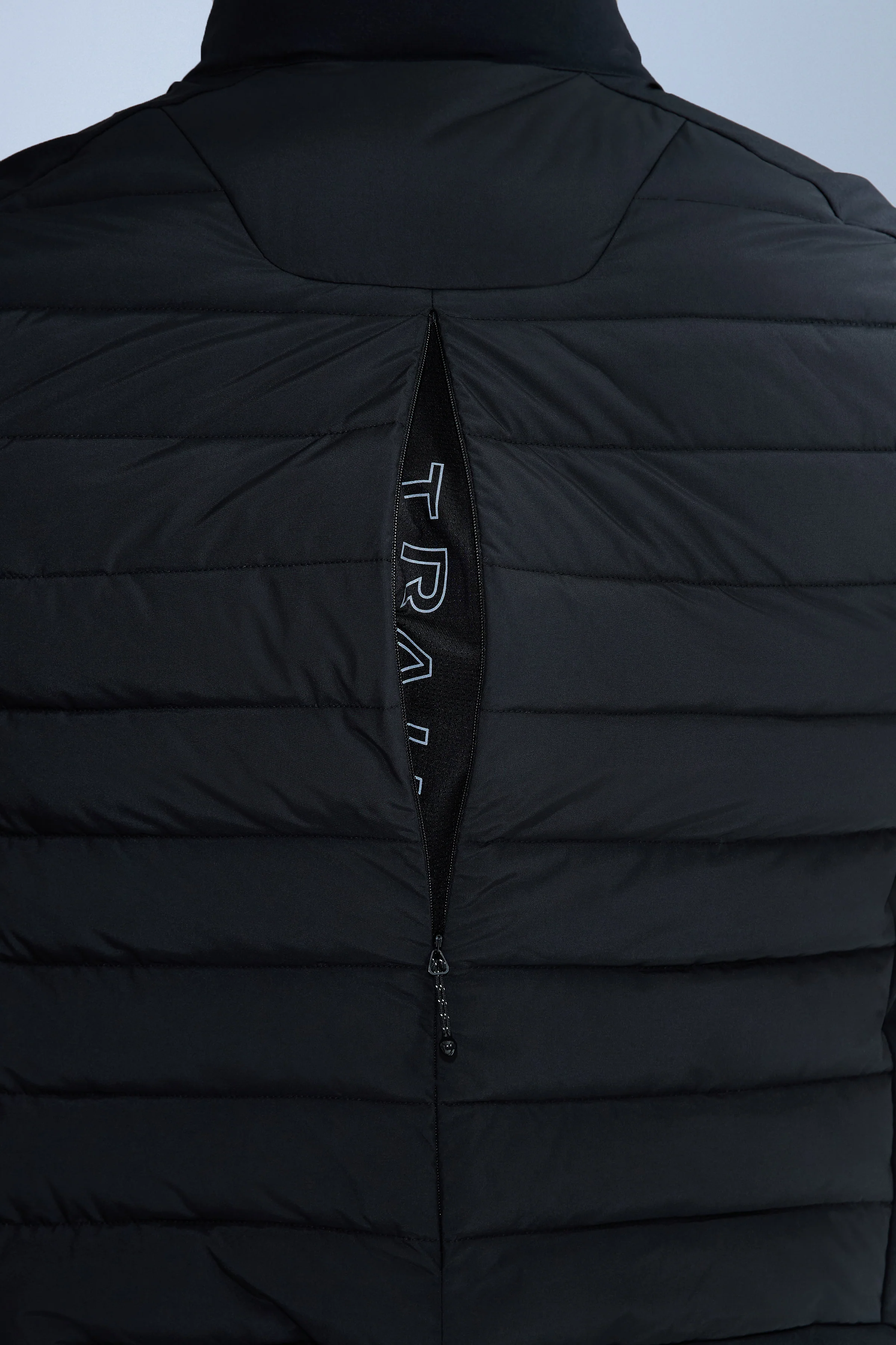 Rhine 2.0 Gilet - Black - Image 3