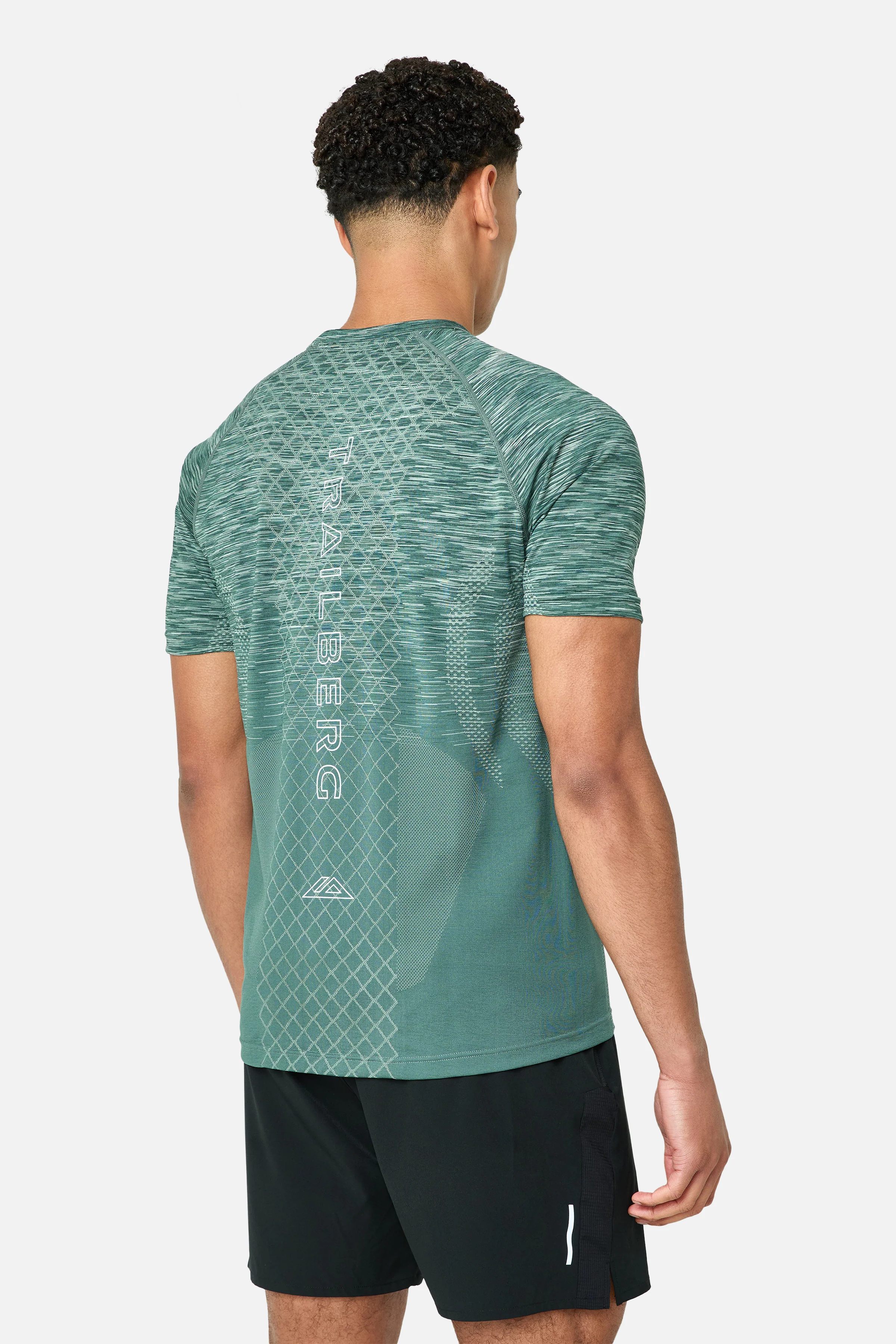 Stride Seamless Essentials 2.0 Twinset - Green - Image 3