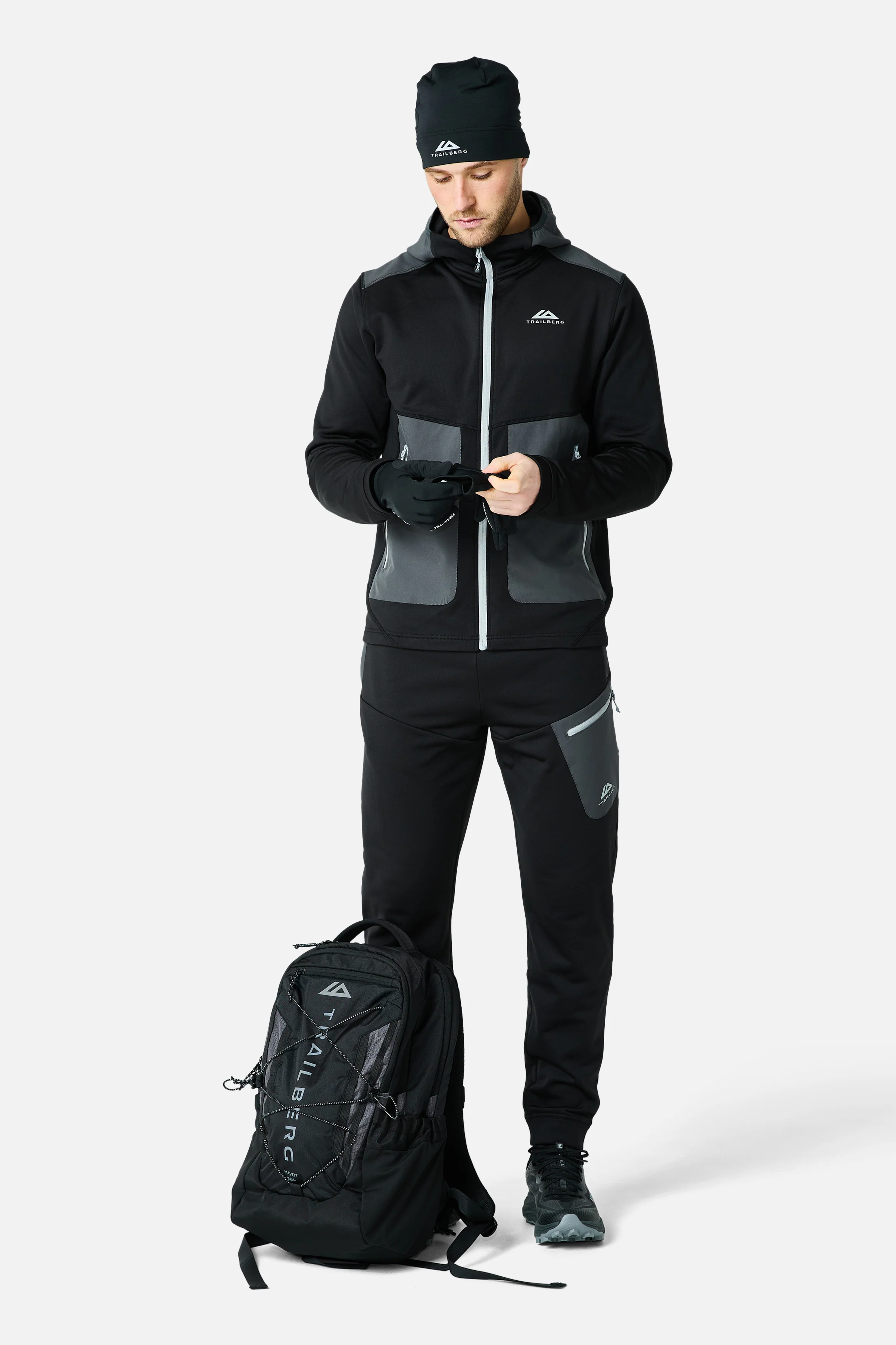 Vale Gridded Fleece Tracksuit - Black - Image 11