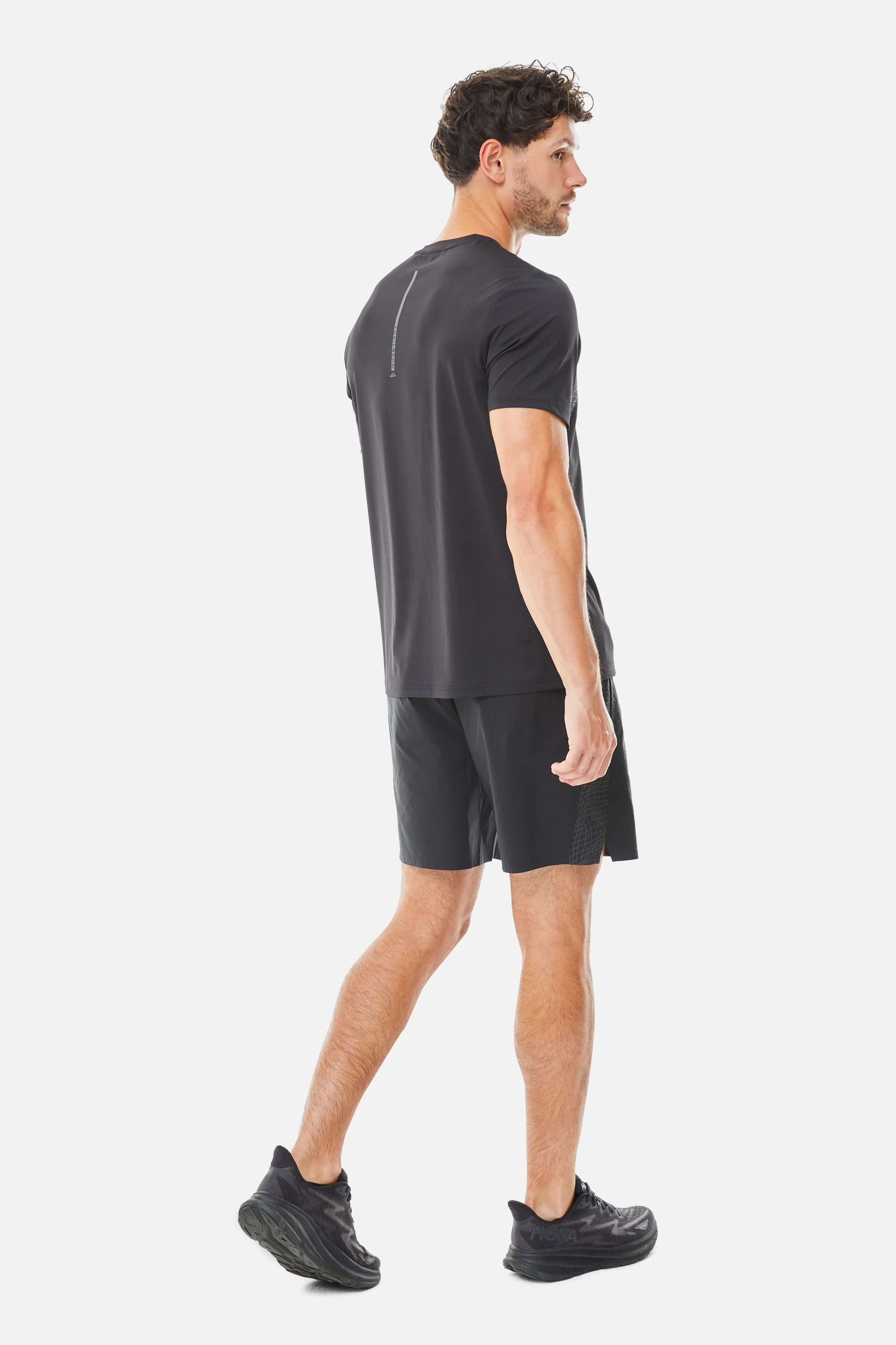 Vantage Short - Black - Image 6