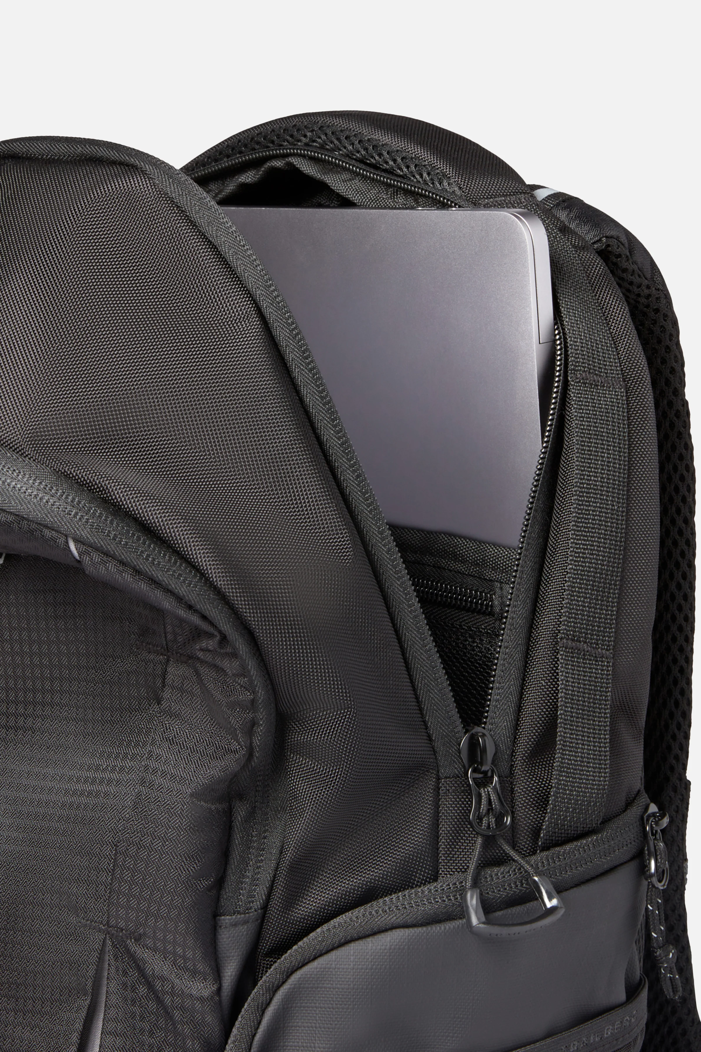 Ventum 22L Backpack - Black/Iron Grey - Image 10