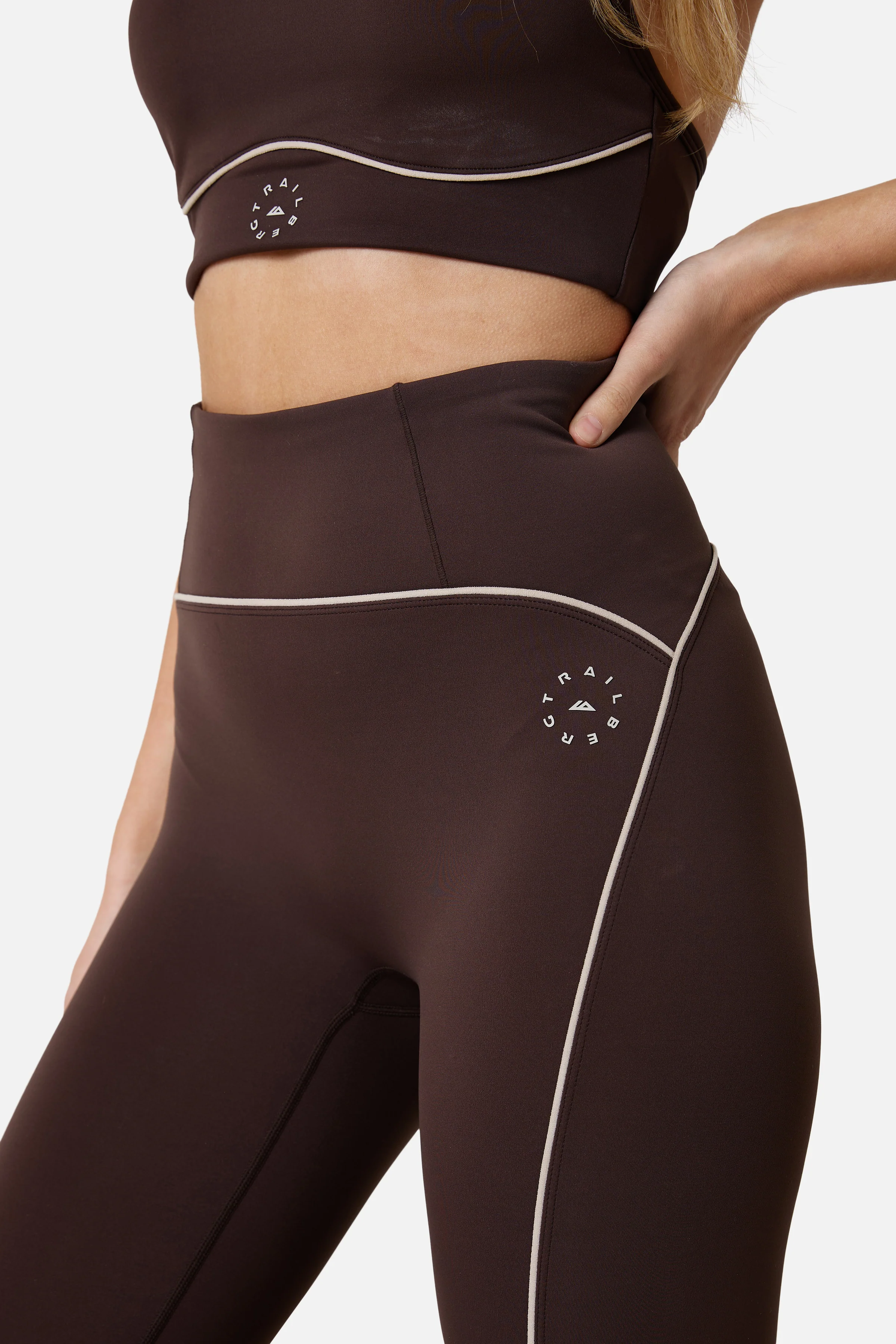 Womens Drift Legging - Bitter Chocolate - Image 5