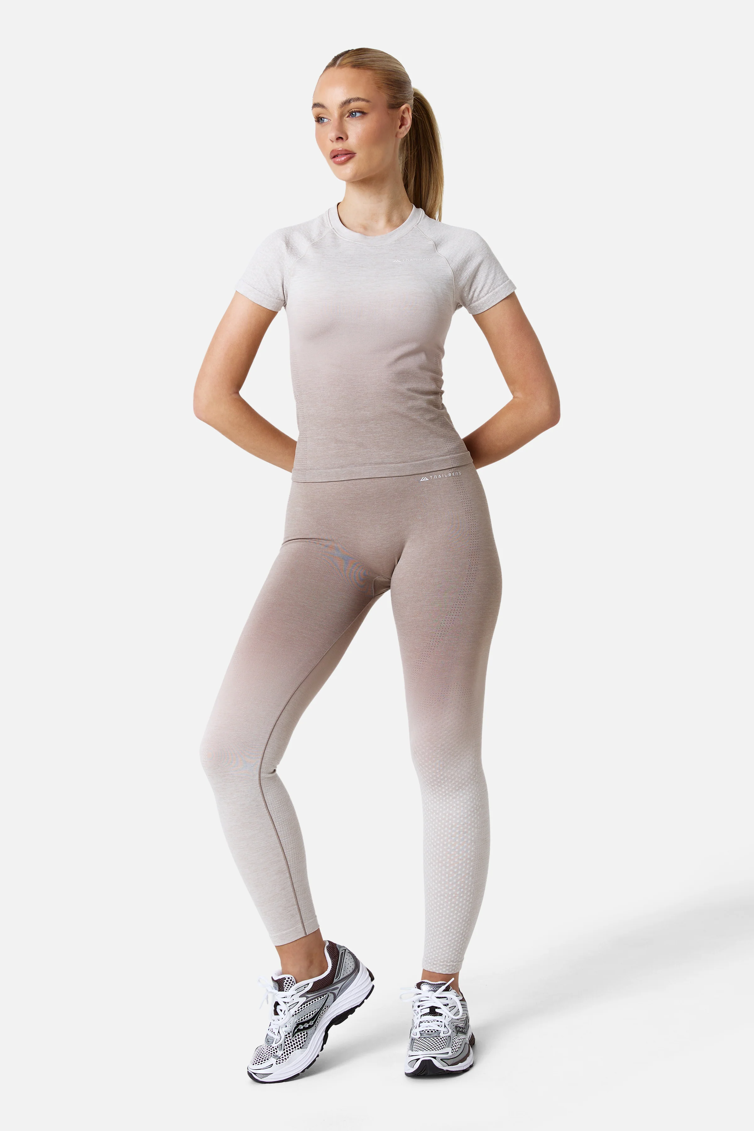 Womens Evocurve Seamless Legging - Pebble Stone / Pale Taupe / Frosted Ridge - Image 4