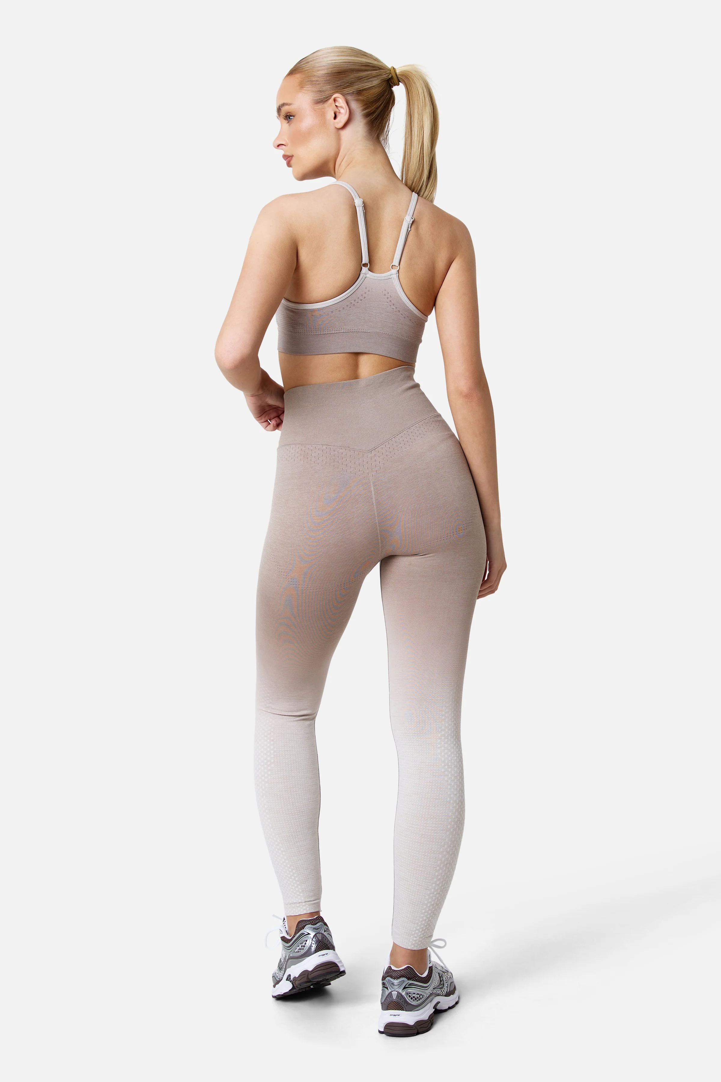 Womens Evocurve Seamless Legging - Pebble Stone / Pale Taupe / Frosted Ridge - Image 6