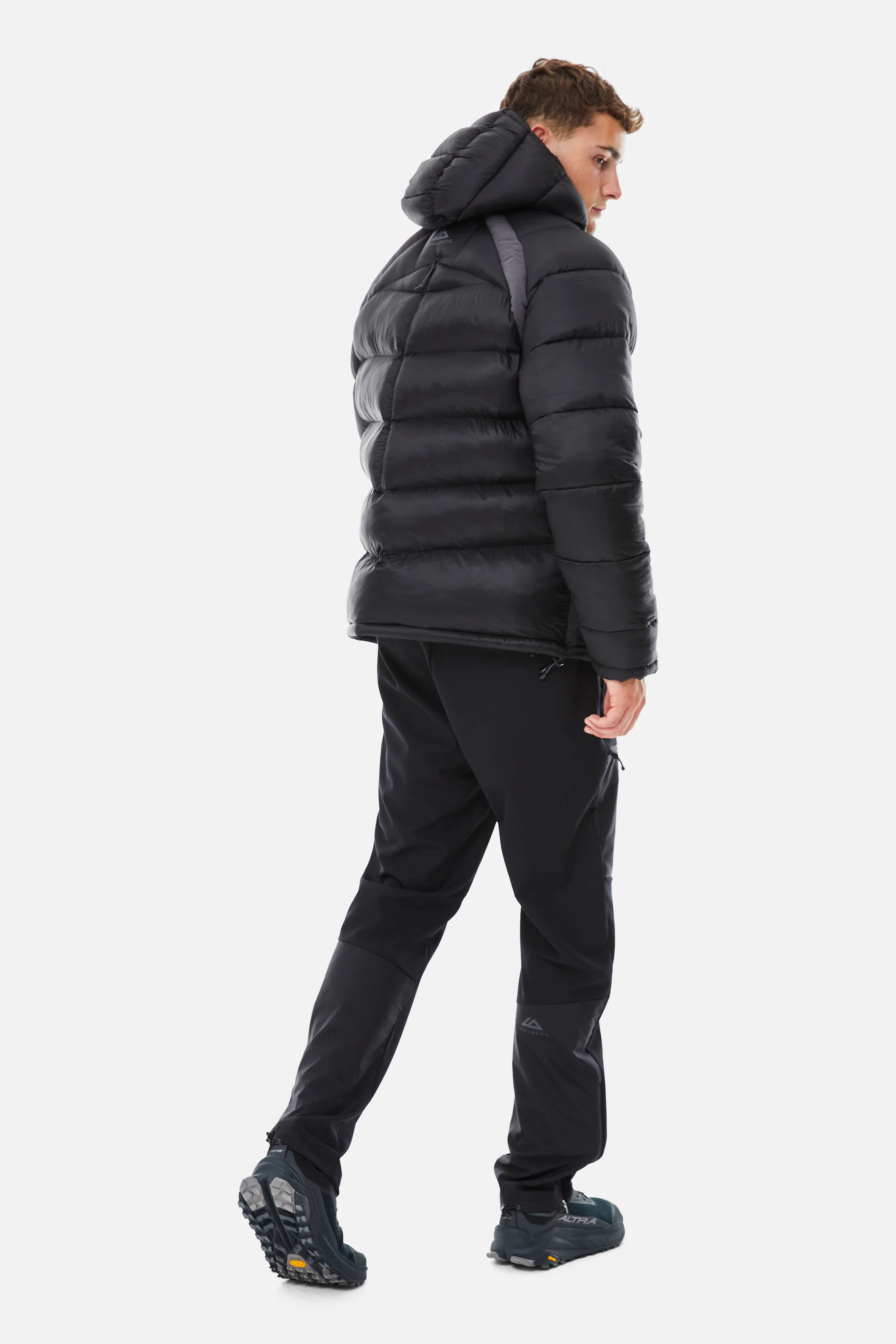Zermat Insulated Jacket - Black/Volcano Grey - Image 4